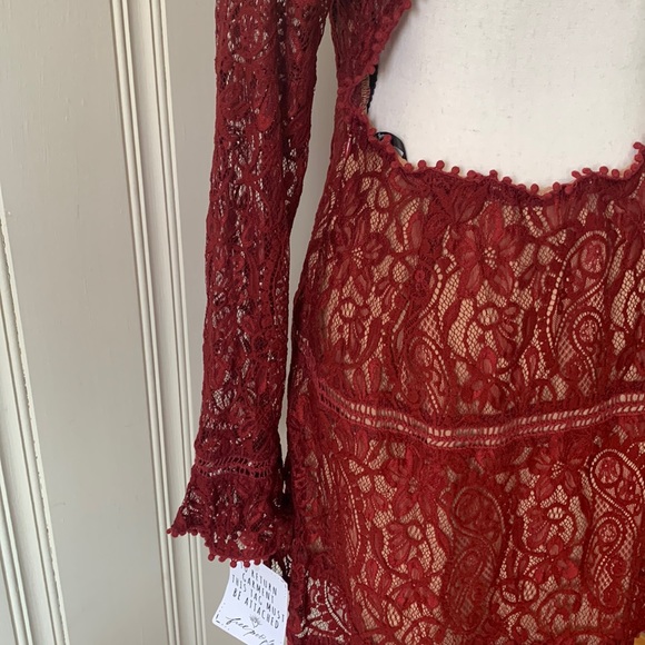 For Love & Lemons Lace Dress Size L Burgundy NWT - Picture 6 of 11